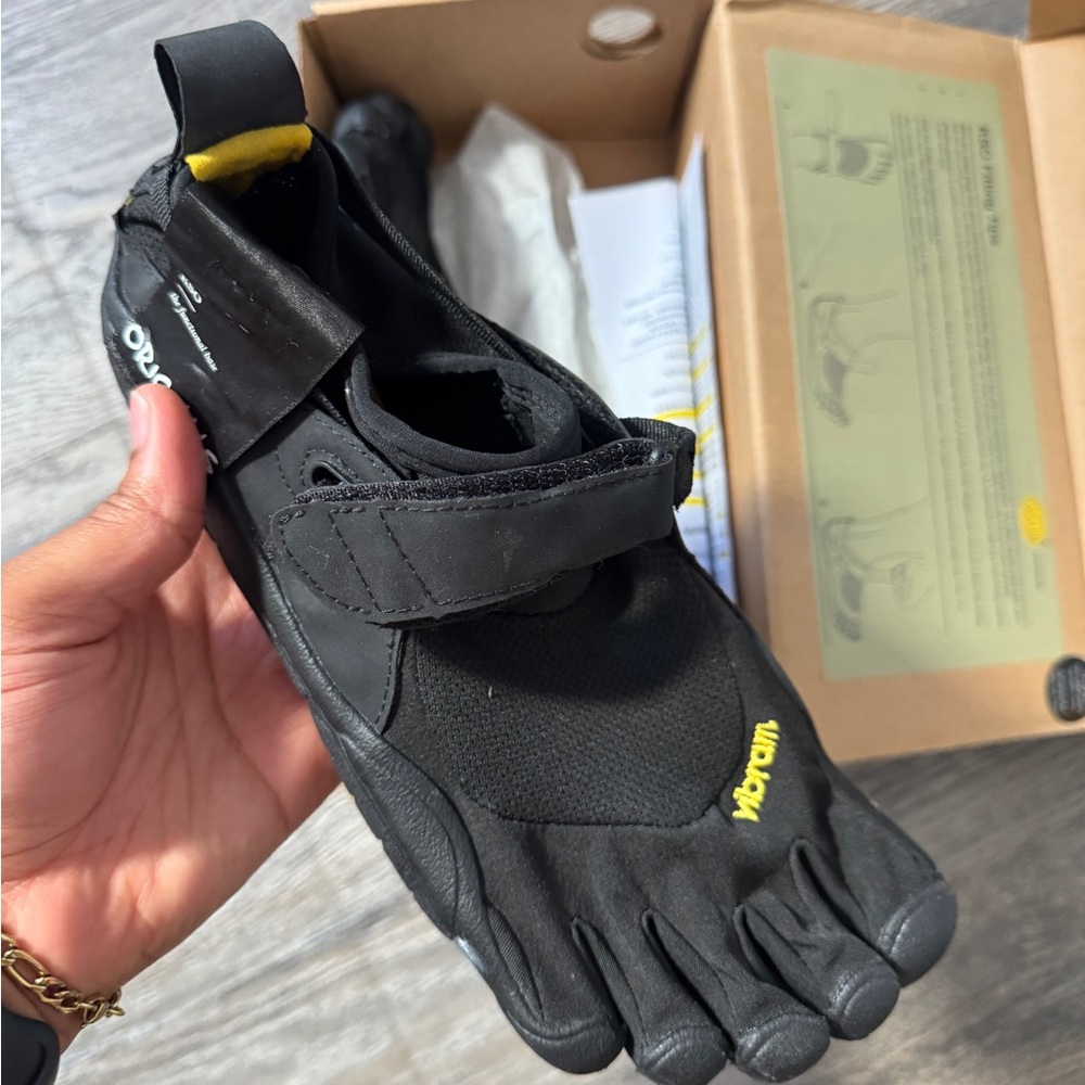Vibram FiveFingers KSO Black and Yellow Toe Shoes
